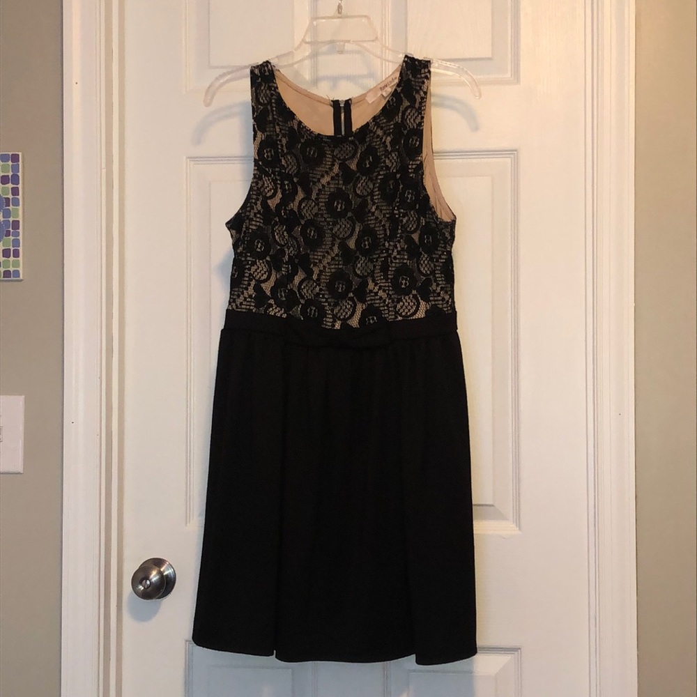 Cute lacy dress